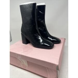 NIB Internationally Blank Contour Black Boots Woman’s 6 Style IYA3-121-BLK